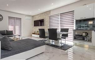 Beautiful Home in Prgomet With 3 Bedrooms, Wifi and Outdoor Swimming P