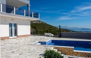 Beautiful Home in Prgomet With 3 Bedrooms, Wifi and Outdoor Swimming P
