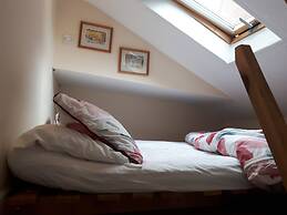 1-bed Apartment in Lewes Located Near Town Centre!