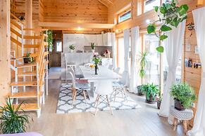 Immaculate 4-bed Cottage in Kolasin / Montenegro