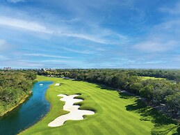 Impression Moxché by Secrets – Adults Only – All Inclusive