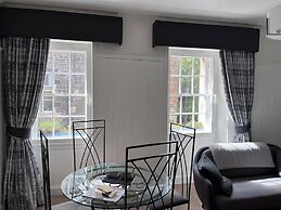 Old Spittal Hospital Apartment