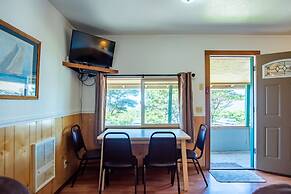 Oceanside Ocean Front Cabins