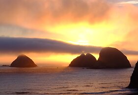 Oceanside Ocean Front Cabins