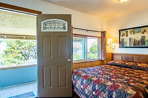 Oceanside Ocean Front Cabins