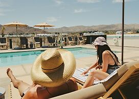 AutoCamp Joshua Tree