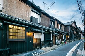 Suigetsu Machiya House
