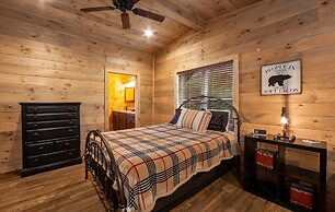 Creekside Manor Too 2 Bedroom Cabin by RedAwning