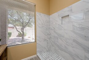 Casa Caliente 3 Bedroom Home by Redawning