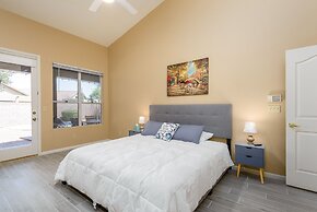 Casa Caliente 3 Bedroom Home by Redawning