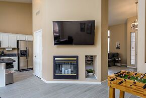 Casa Caliente 3 Bedroom Home by Redawning