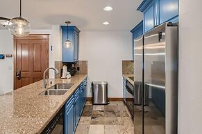 Mill Club 205 2 Bedroom Condo by RedAwning