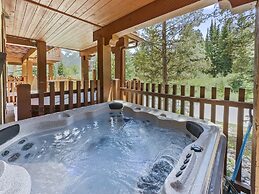 Spacious Town Home, Short Walk to Lifts, Private Hot Tub - 144c by Red