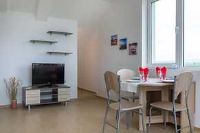 Sea View 1 Bed Apartment With Stunning Ocean Views