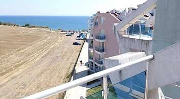 Sea View 1 Bed Apartment With Stunning Ocean Views