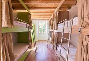 Hostel Antique