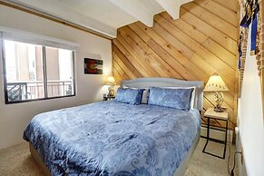 Great Mountain Views Short Walk to Lift Cozy Condo - PG201 by Redawnin