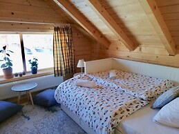 Lovely 4-bed Cottage in Kolasin