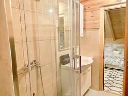 Lovely 4-bed Cottage in Kolasin