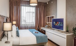 VN3 Terraces Suites by Adrez Living