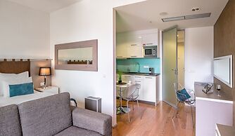 VN3 Terraces Suites by Adrez Living