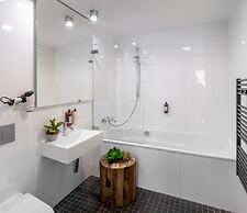 VN3 Terraces Suites by Adrez Living