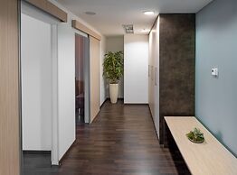 VN3 Terraces Suites by Adrez Living