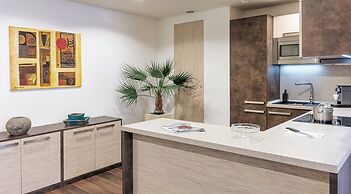 VN3 Terraces Suites by Adrez Living