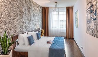 VN3 Terraces Suites by Adrez Living