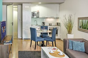 VN3 Terraces Suites by Adrez Living