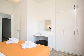 A3 90m2 apt W.shared Pool & Balcony,next to Beach