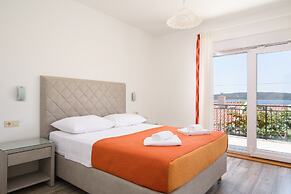 A3 90m2 apt W.shared Pool & Balcony,next to Beach