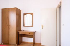 A1-apt w. Shared Pool & Balcony,next to the Beach