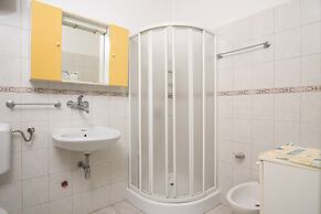 A1-apt w. Shared Pool & Balcony,next to the Beach