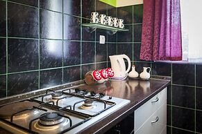 1 - Modern apt w big Garden & Terrace w. sea View