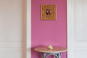 3 - Modern Apartment With Garden, 80m From Beach