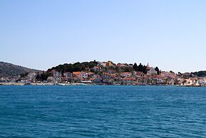 A1 Cozy Apt. w. big Garden, 2 Balconies & Grill