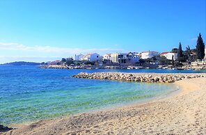 A1 Cozy Apt. w. big Garden, 2 Balconies & Grill