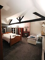 Huge 6-bed Apartment in Darlington Centre