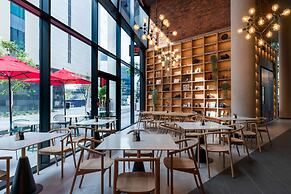 Radisson RED Hotel, Johannesburg Rosebank