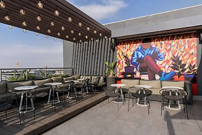 Radisson RED Hotel, Johannesburg Rosebank