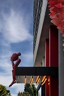 Radisson RED Hotel, Johannesburg Rosebank