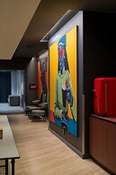 Radisson RED Hotel, Johannesburg Rosebank