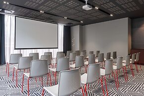 Radisson RED Hotel, Johannesburg Rosebank