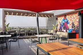 Radisson RED Hotel, Johannesburg Rosebank