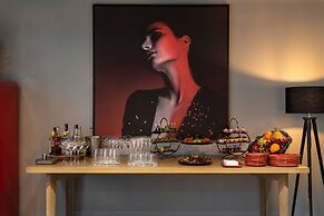 Radisson RED Hotel, Johannesburg Rosebank