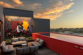Radisson RED Hotel, Johannesburg Rosebank