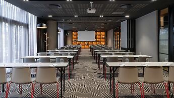 Radisson RED Hotel, Johannesburg Rosebank