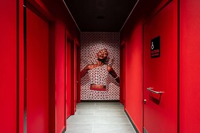 Radisson RED Hotel, Johannesburg Rosebank