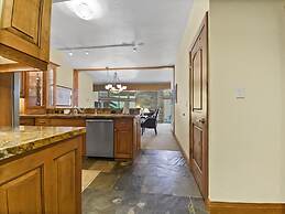 12 C Powder Run 2 Bedroom Condo by RedAwning